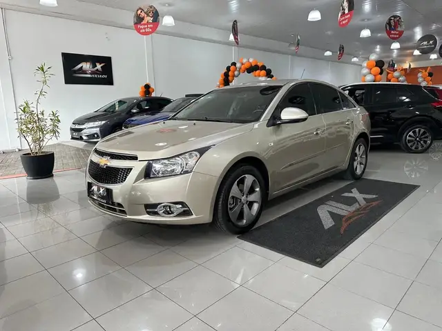 Carro Chevrolet Cruze 2012 LT 1.8 16V Ecotec (Flex)