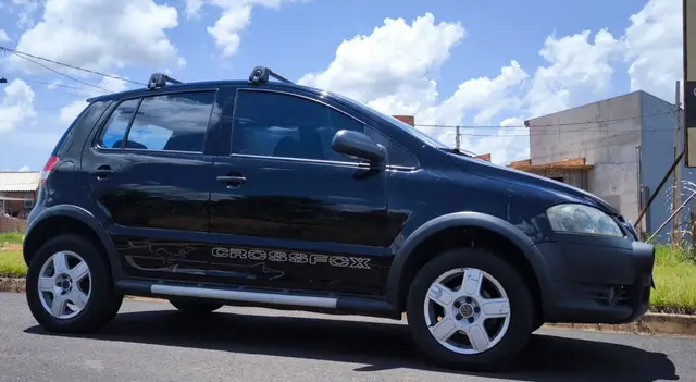 Carro Volkswagen CrossFox 2010 1.6 (Flex)
