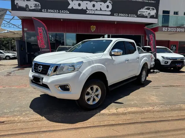 Carro Nissan Frontier 2018 2.3 TD CD SE 4x4 (Aut)