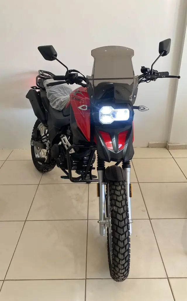 Carro Shineray SHI 175 2025 CBS