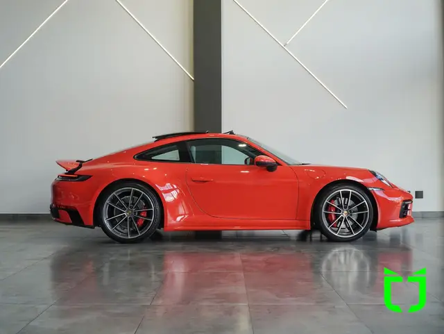 Carro Porsche 911 2021 S Coupe 3.0 (991/992)