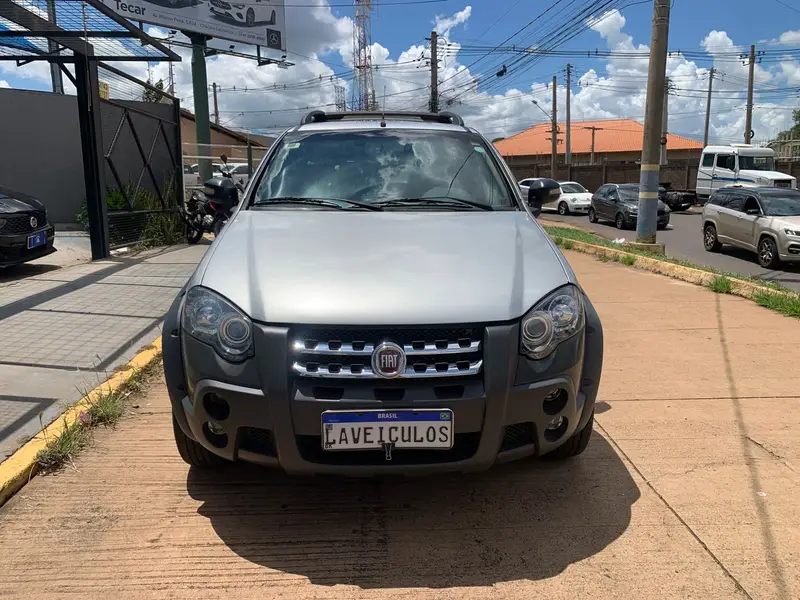 Fiat Strada Adventure 1.8 8V (Flex) (Cabine Dupla)