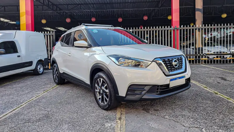 Nissan Kicks 1.6 S CVT (Flex)