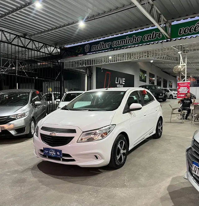 Carro Chevrolet Onix 2018 1.0 Joy SPE/4