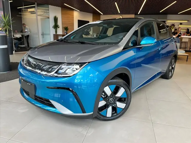 Carro BYD Dolphin 2025 Plus