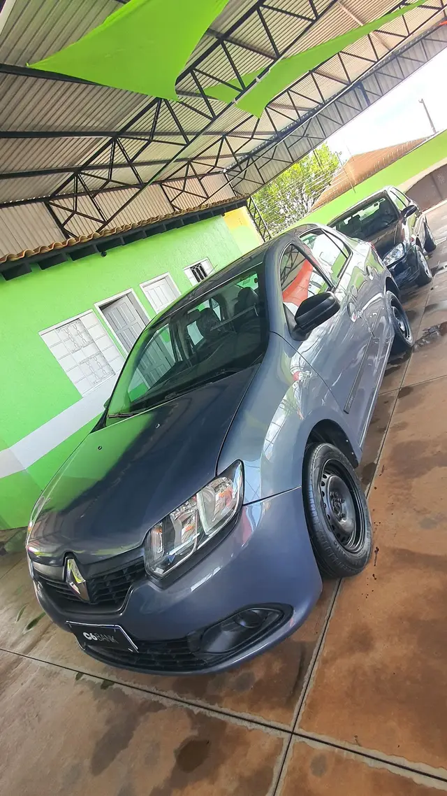 Carro Renault Logan 2014 Expression 1.0 16V (flex)