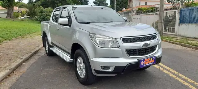 Carro Chevrolet S10 Cabine Dupla 2014 S10 2.4 LT 4x2 (Cab Dupla) (Flex)