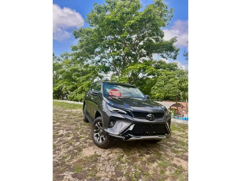 Toyota SW4 SRX Platinum 2.8 Turbodiesel 4x4 (Aut.) (7 Lugares)