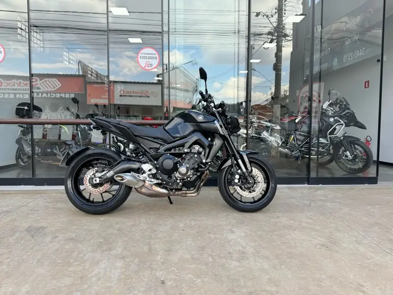 Yamaha MT-09 MT 09
