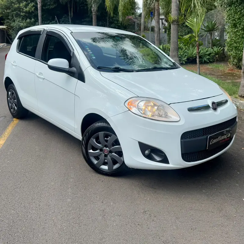 Fiat Palio Attractive 1.4 Evo (Flex)