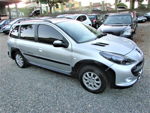 Carro Peugeot 207 SW Escapade 2009 1.6 16V (flex)