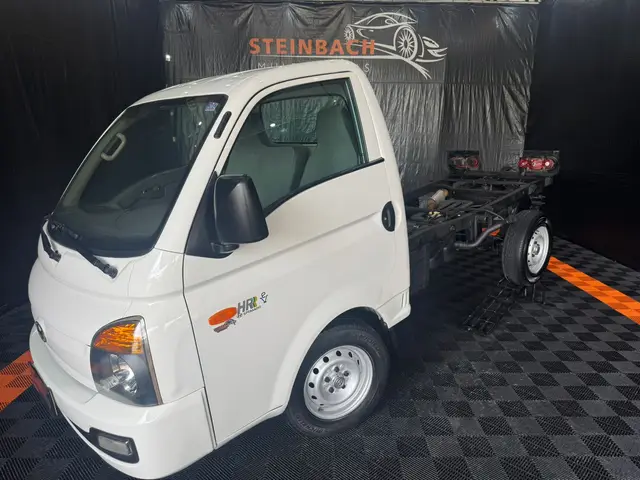 Carro Hyundai HR 2016 2.5 CRDi HD Longo sem Caçamba