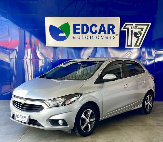 Carro Chevrolet Onix 2018 1.4 LTZ SPE/4 (Aut)