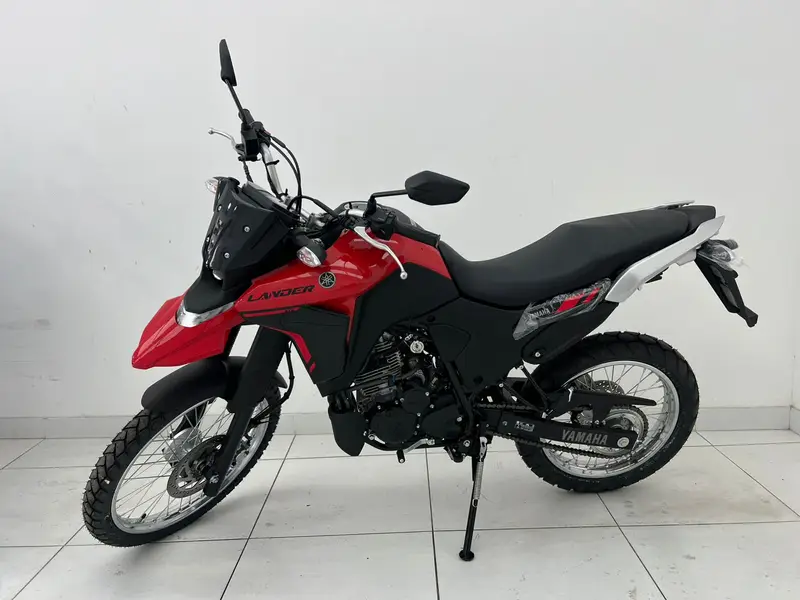 Yamaha XTZ 250 Lander Connected