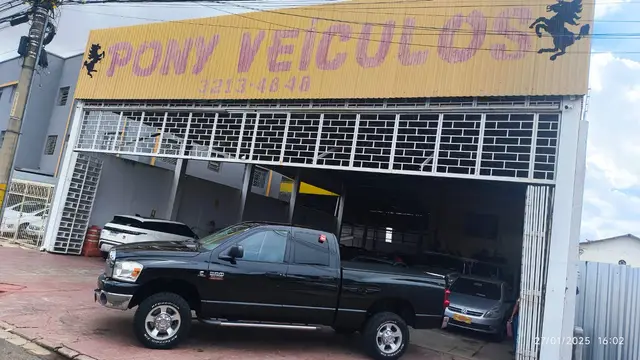 Carro Dodge RAM 2009 2500 Heavy Duty SLT CD 5.9