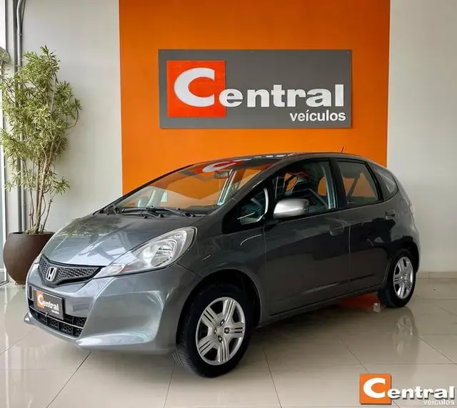 Carro Honda Fit 2014 DX 1.4 (Flex)