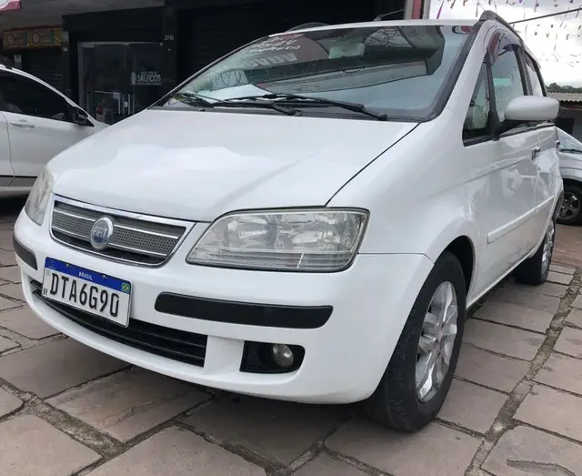 Carro Fiat Idea 2007 ELX 1.4 (Flex)