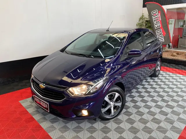 Carro Chevrolet Onix 2018 1.4 LTZ SPE/4 (Aut)