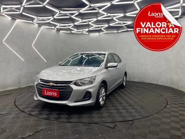 Carro Chevrolet Onix Plus 2023 LT 1.0