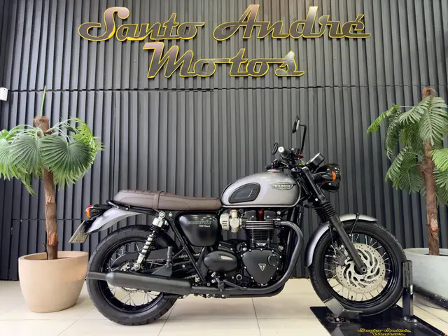 Carro Triumph Bonneville T120 2017 T120 Black