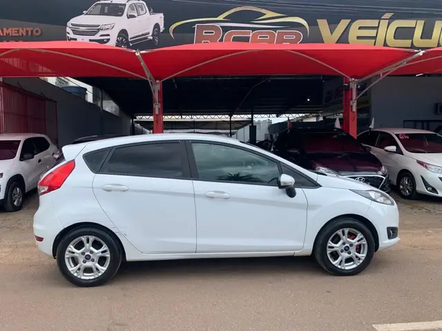 Carro Ford Fiesta Sedan 2017 SEL 1.6