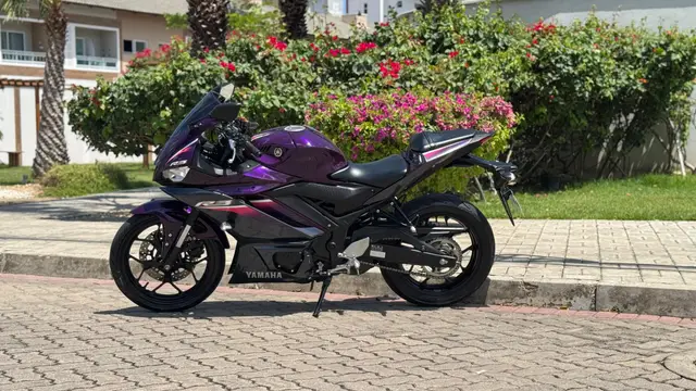 Carro Yamaha YZF R3 2024 ABS