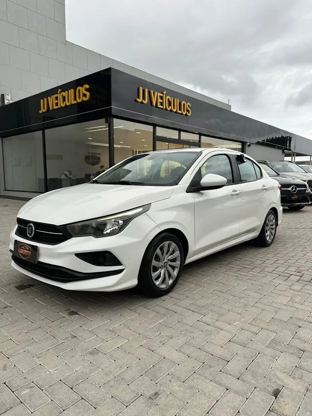 Carro Fiat Cronos 2020 1.3 Drive Firefly (Flex)