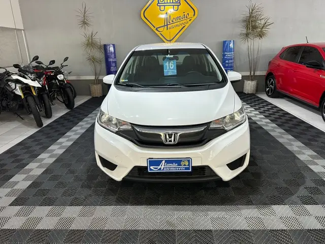 Carro Honda Fit 2016 1.5 16v LX CVT (Flex)