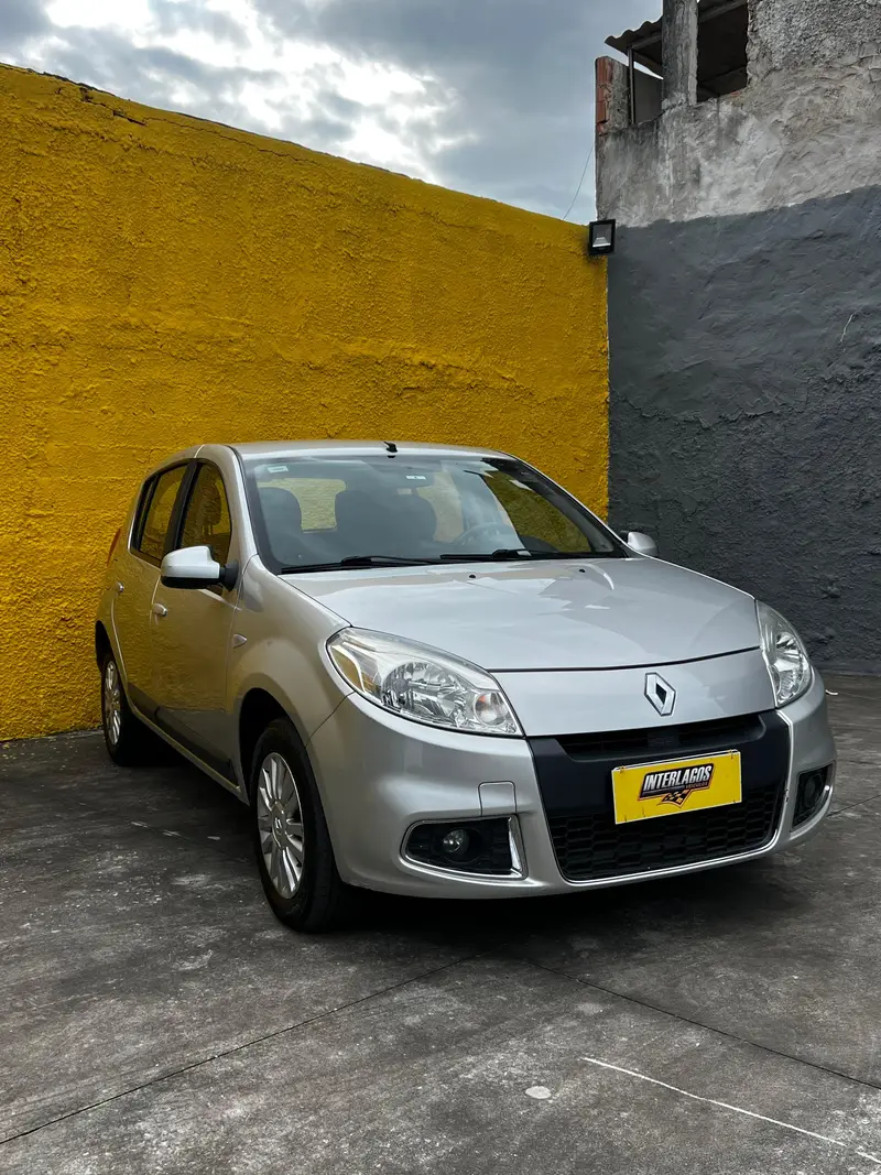 Renault Sandero Privilege 1.6 16V (Flex)(aut)