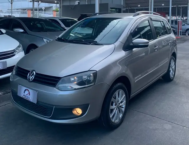 Carro Volkswagen SpaceFox 2013 Sportline 1.6 8V (Flex)