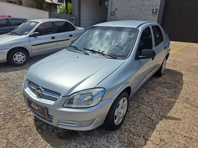 Carro Chevrolet Prisma 2011 Joy 1.0 (Flex)