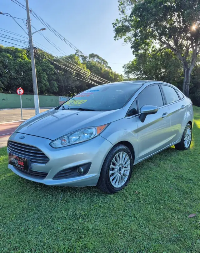 Carro Ford New Fiesta Sedan 2016 1.6 Titanium PowerShift Plus (Flex)