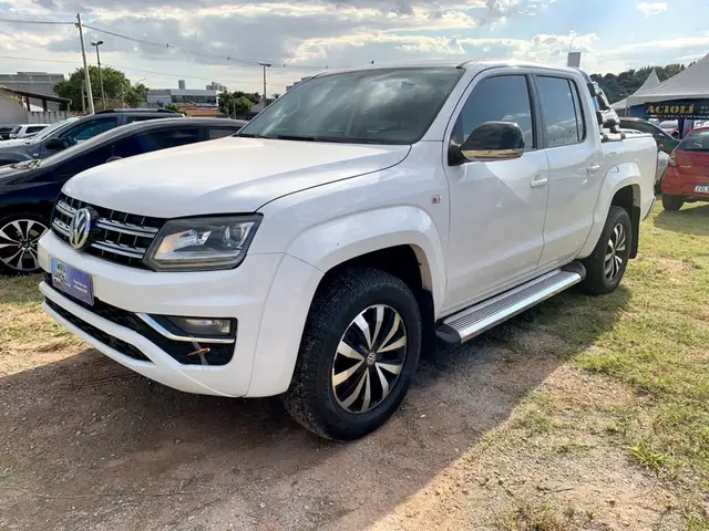 Carro Volkswagen Amarok 2017 2.0 CD 4x4 TDi Highline Extreme (Aut)