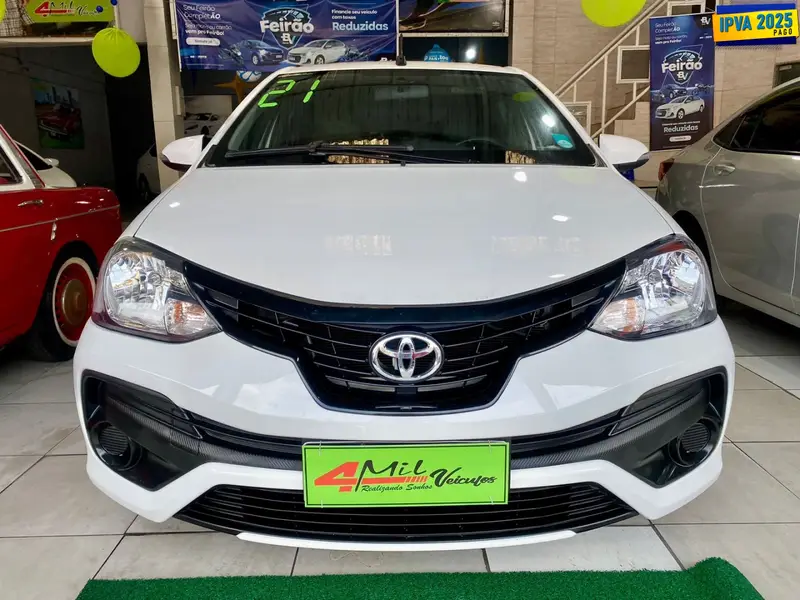 Toyota Etios Sedan X Plus 1.5 (Aut) (Flex)