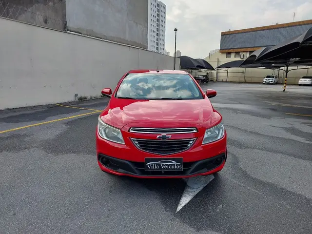 Carro Chevrolet Onix 2013 1.0 LT SPE/4