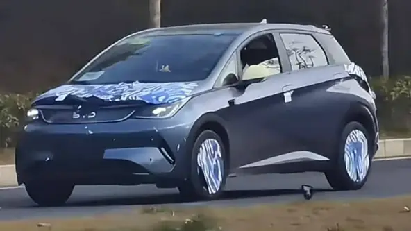 Hatch elétrico também vai passar por algumas mudanças no seu visual