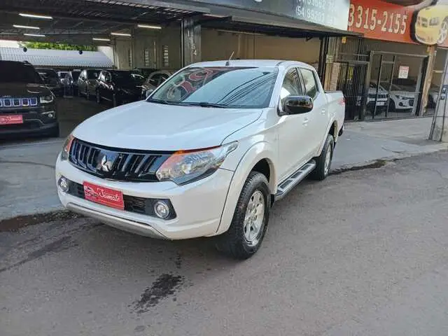 Carro Mitsubishi Pajero Sport 2019 2.4 DI-D HPE Auto 4WD