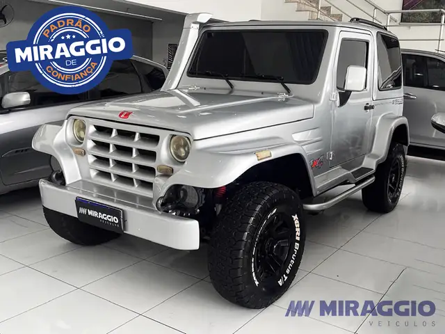 Carro Troller T4 2008 4x4 3.0 (teto rígido)
