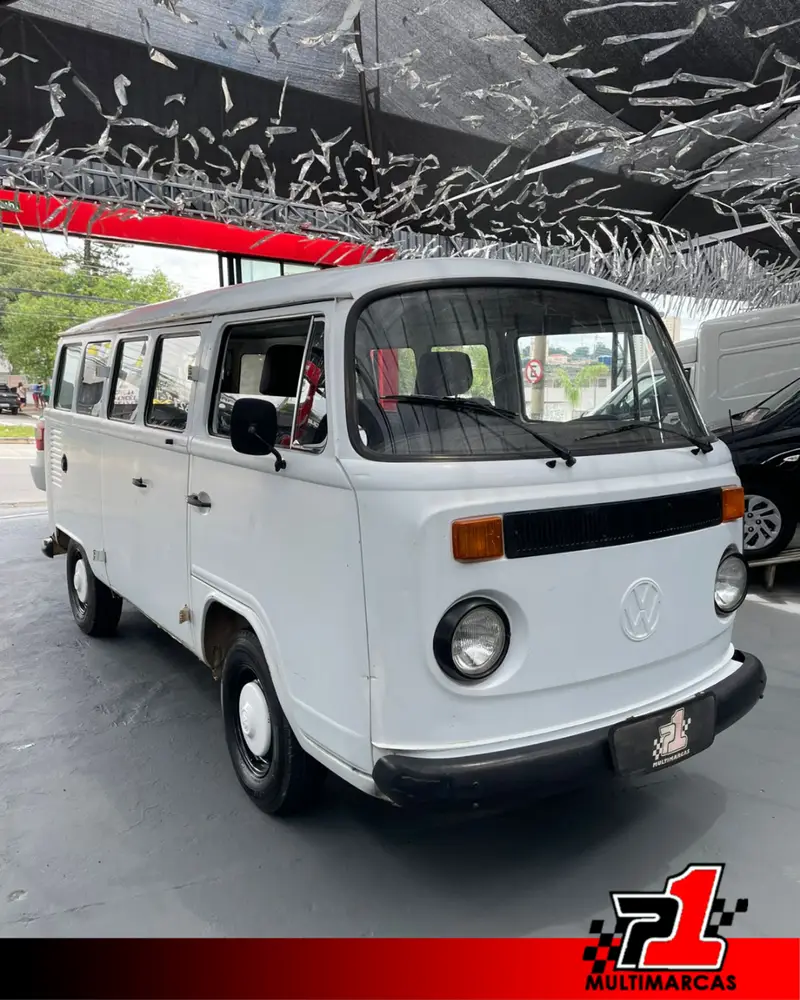 Volkswagen Kombi Carat 1.6 MI