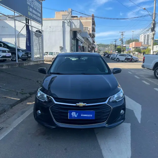 Carro Chevrolet Onix Plus 2024 LT 1.0