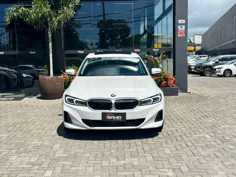 BMW 320i Sport GP 2.0 Turbo (Aut.)