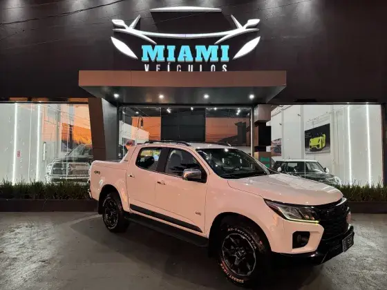 Carro Chevrolet S10 Cabine Dupla 2021 S10 2.8 CTDI High Country 4WD (Cabine Dupla) (Aut)