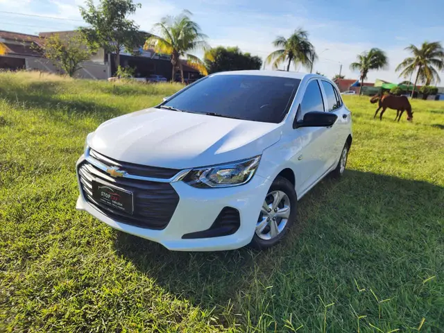 Carro Chevrolet Onix 2021 1.0 (Flex)