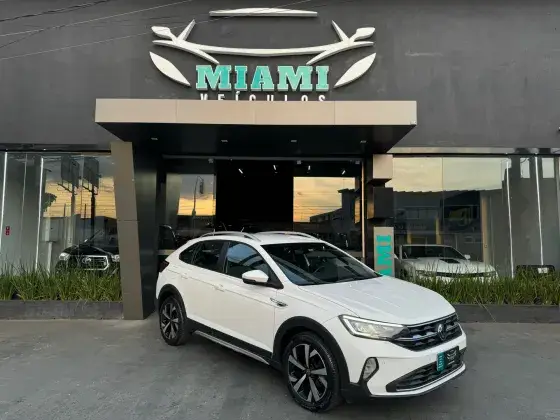 Carro Volkswagen Nivus 2021 Highline 1.0 Turbo (Aut) (Flex)