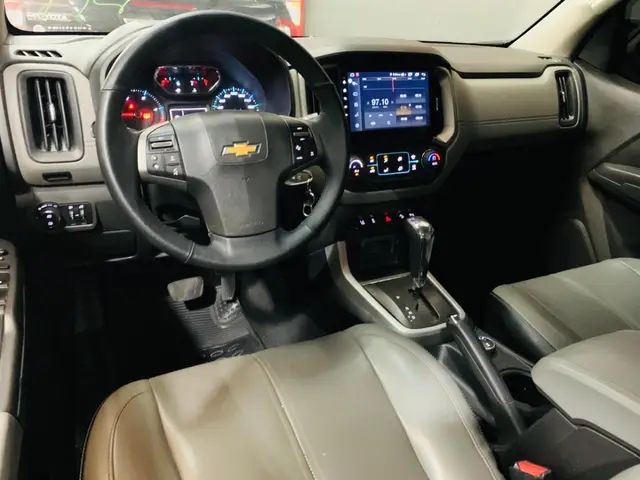 Carro Chevrolet S10 Cabine Dupla 2017 S10 2.8 CTDI LTZ 4WD (Cabine Dupla) (Aut)