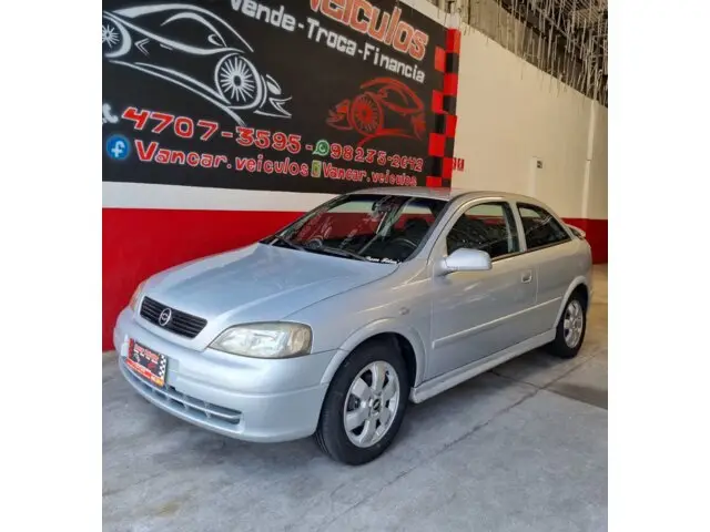 Chevrolet Astra Hatch GL 1.8 MPFi