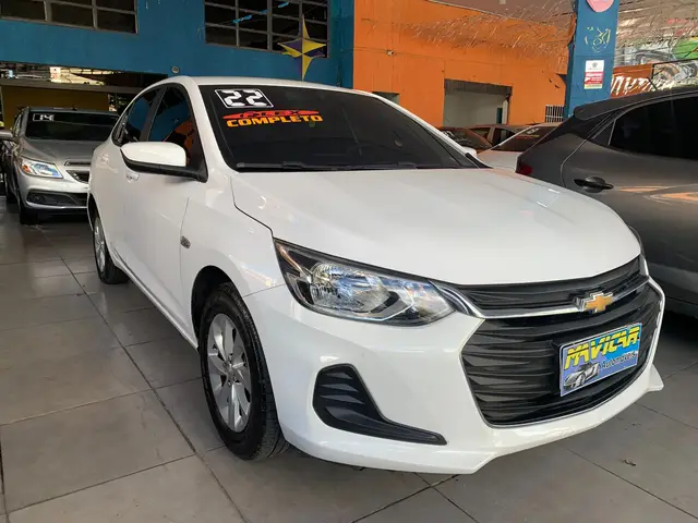 Carro Chevrolet Onix Plus 2022 1.0 LT (Flex)