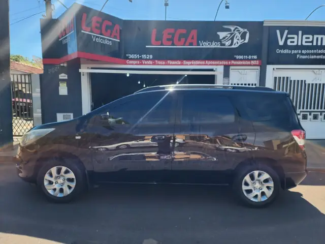 Carro Chevrolet Spin 2013 LTZ 7S 1.8 (Flex) (Aut)