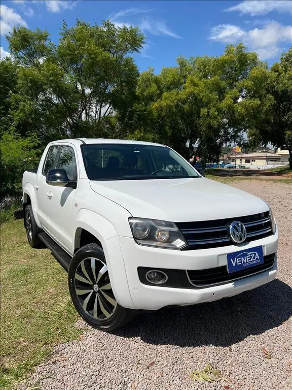 Volkswagen Amarok 2.0 CD 4x4 TDi Highline (Aut)