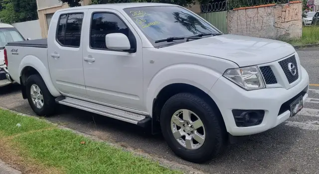 Carro Nissan Frontier 2016 2.5 TD CD S 4x4